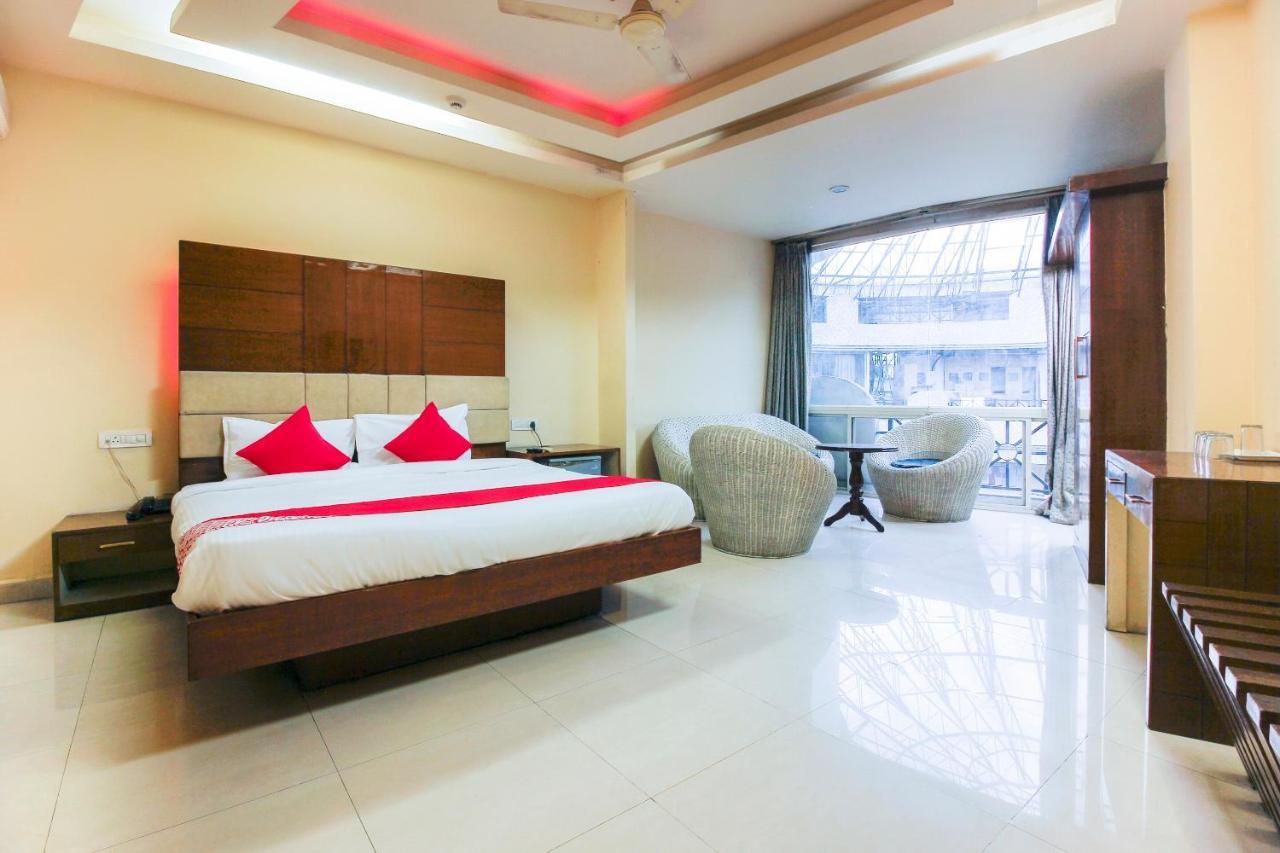 Oyo Hotel Metro International Near Lb Stadium Хидерабад Екстериор снимка