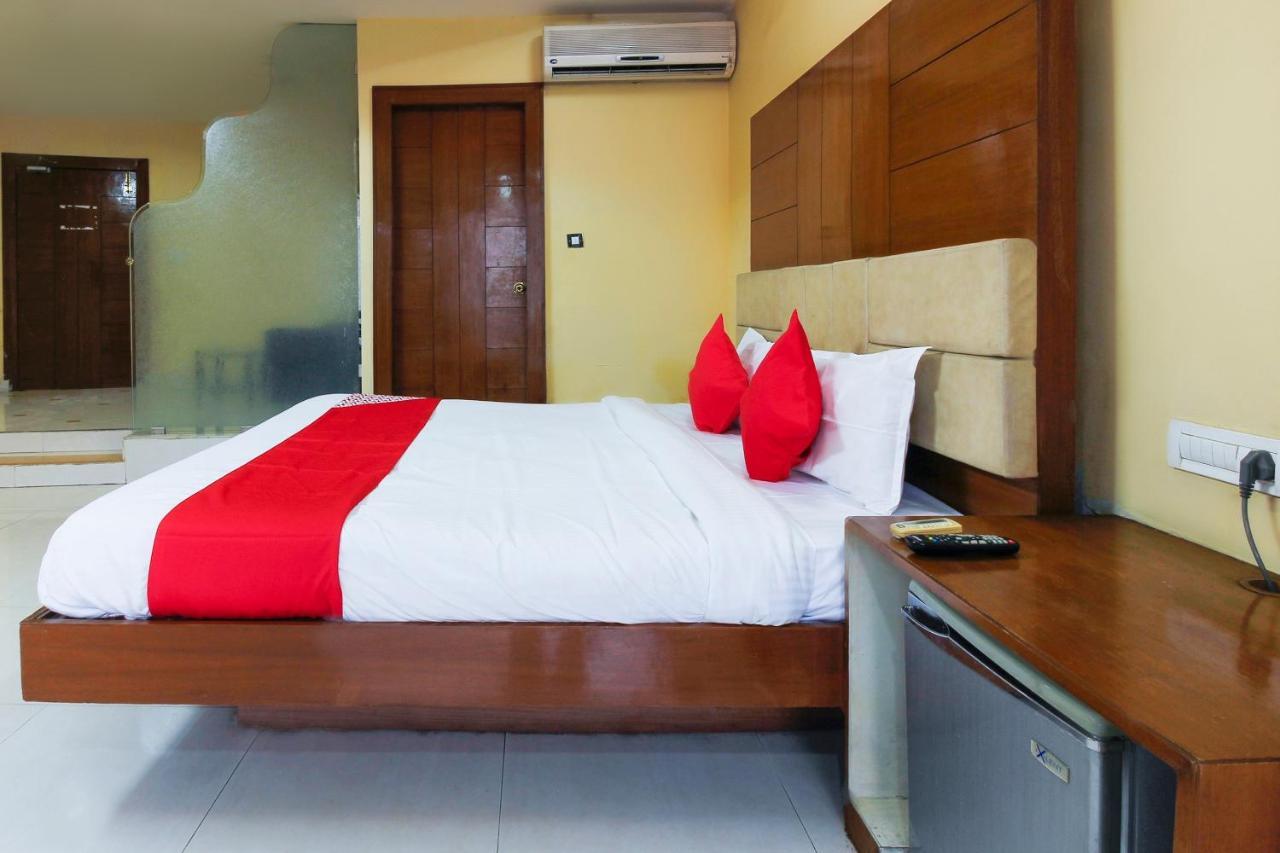 Oyo Hotel Metro International Near Lb Stadium Хидерабад Екстериор снимка