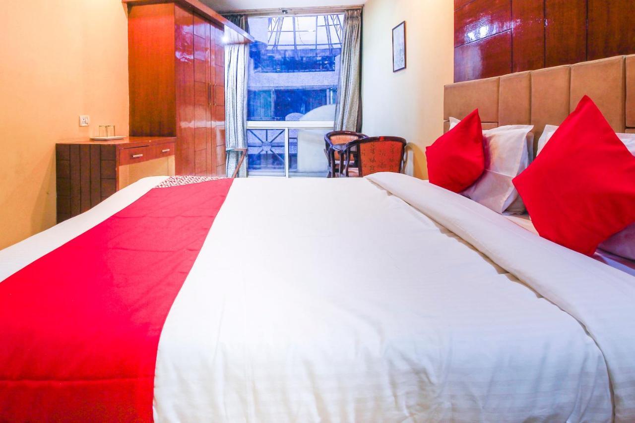 Oyo Hotel Metro International Near Lb Stadium Хидерабад Екстериор снимка